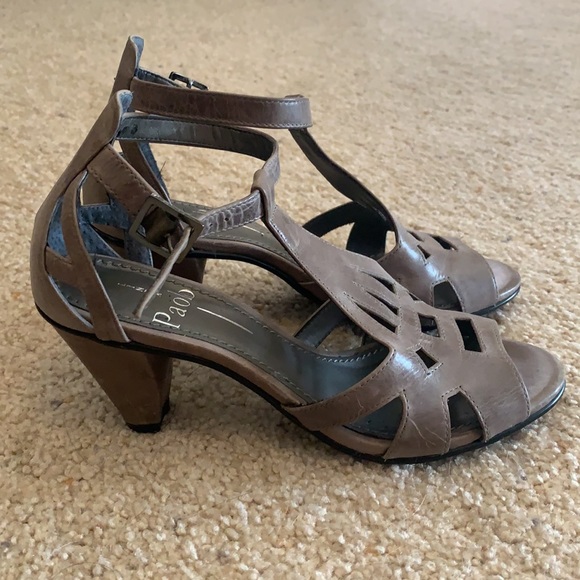WOMENS GRAY PAOLO HEEL - Picture 3 of 4